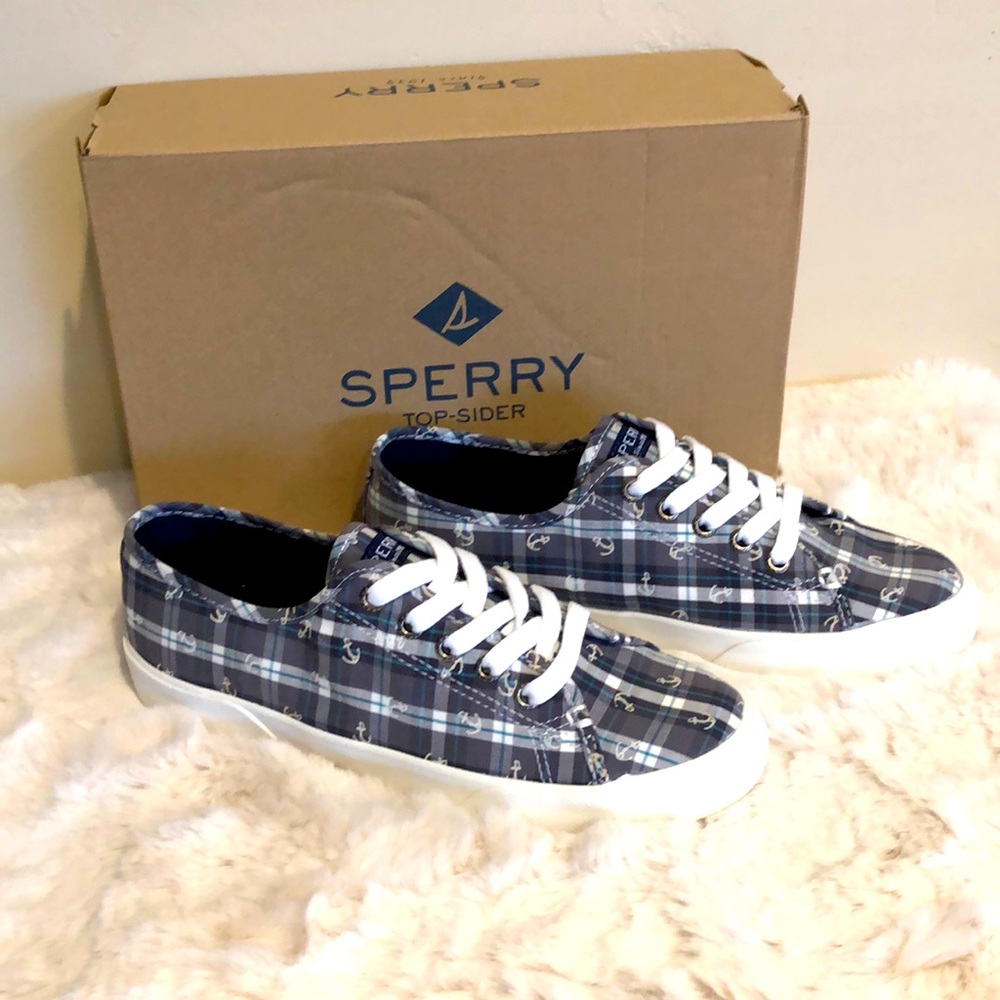 New! Sperry women’s plaid/anchor lace up canvas